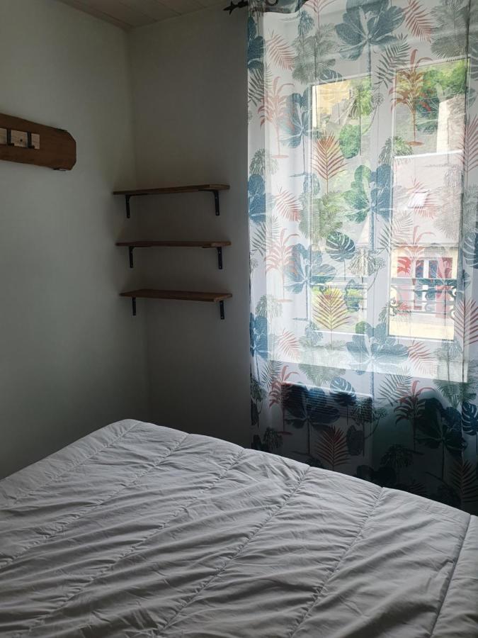 شقة Bienvenue Chez Les Ch'Oups Le Cocoon لا بوربول المظهر الخارجي الصورة
